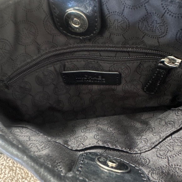 Michael Kors Black Logo Kempton Crossbody Purse - Picture 3 of 3